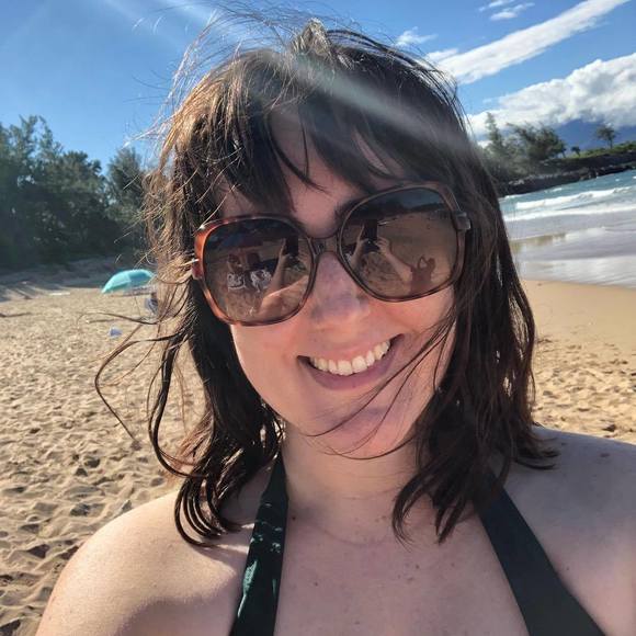 Meet your Posher, Caroline - Picture 1 of 1